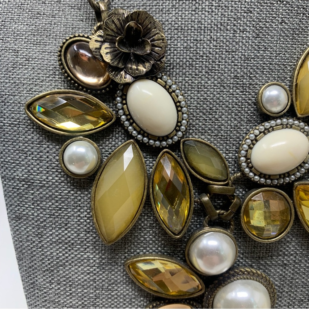 Chico’s Faux Pearl Multi-Stone Statement Necklace - Picture 5 of 8
